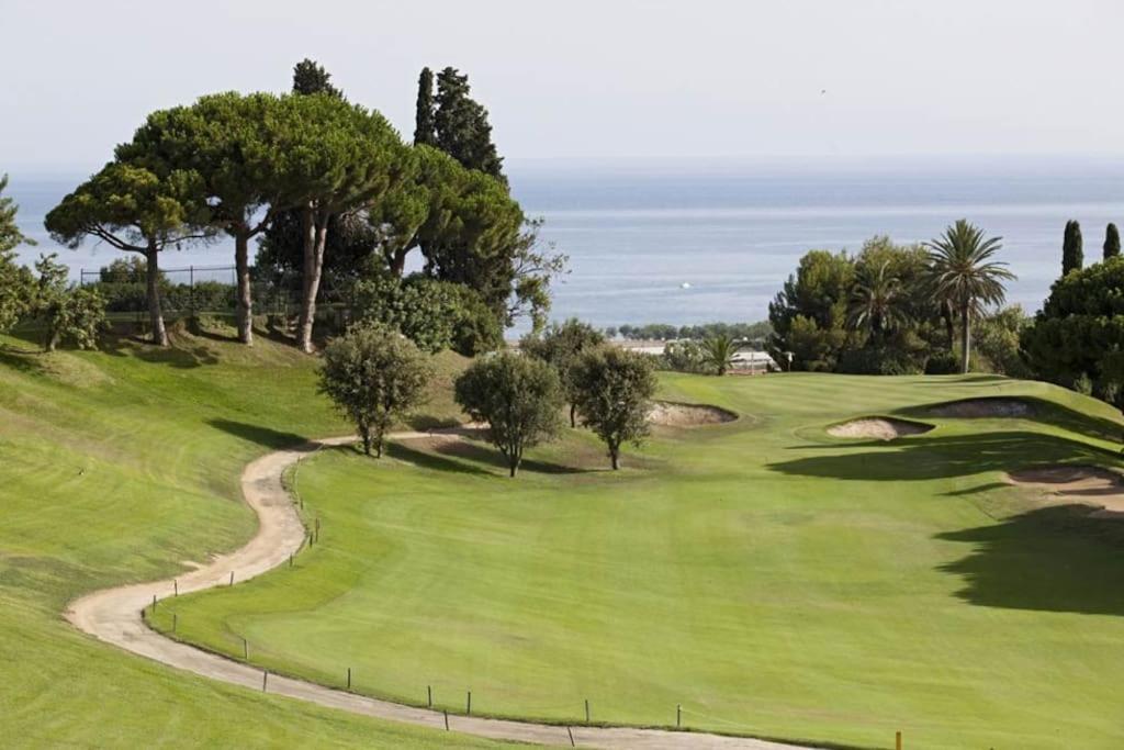 La Villa Blanca Luxury Villa Barcelona & Costa Brava Sant Vicenc de Montalt Exterior photo