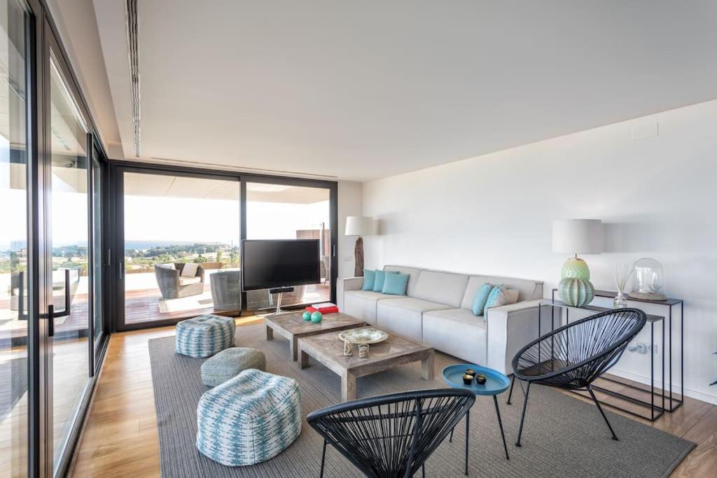 La Villa Blanca Luxury Villa Barcelona & Costa Brava Sant Vicenc de Montalt Exterior photo